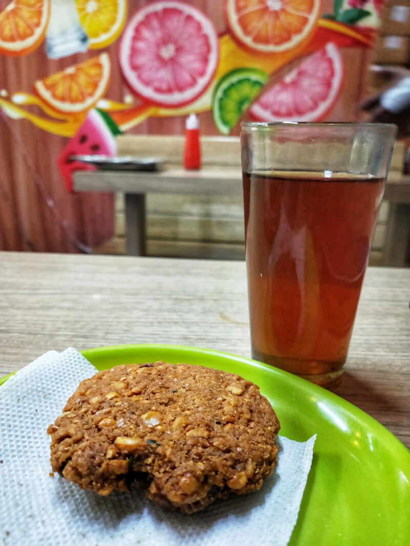 Kattan chaya (black tea) and Parippuvada in Kerala