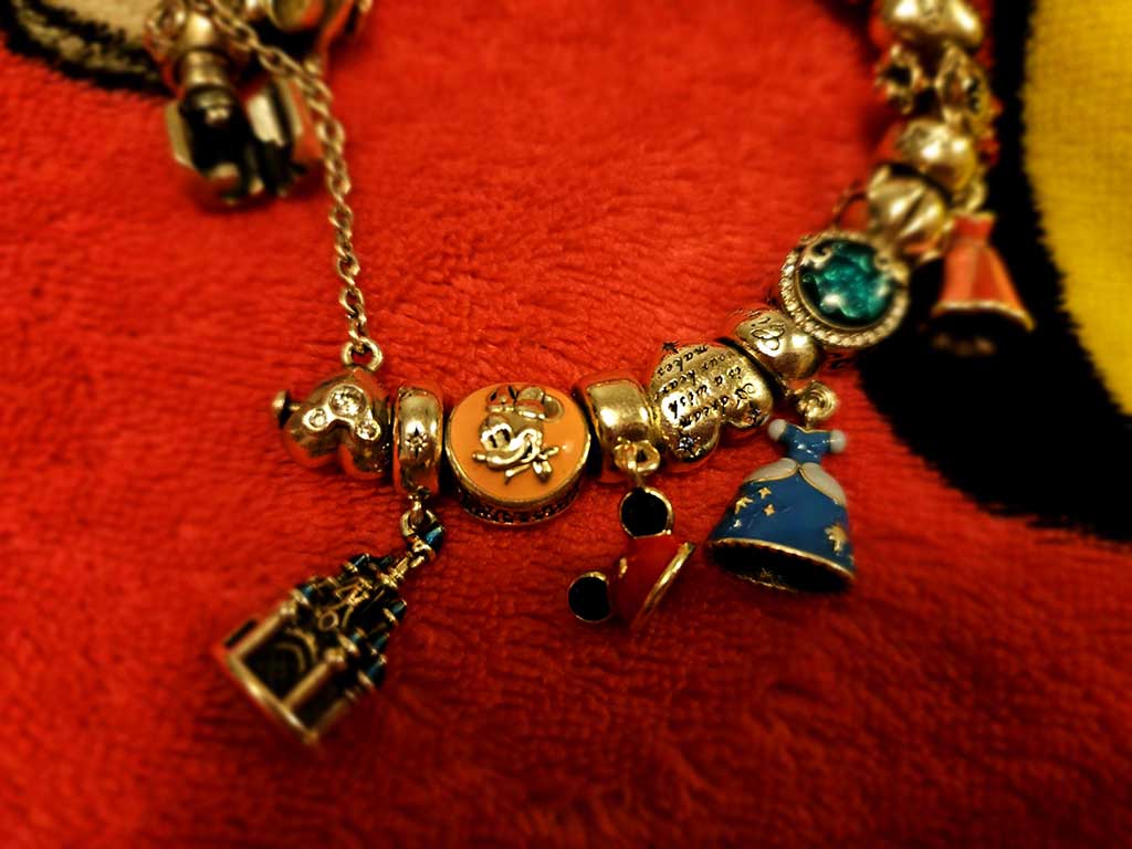 Bracelet with Disney characters.