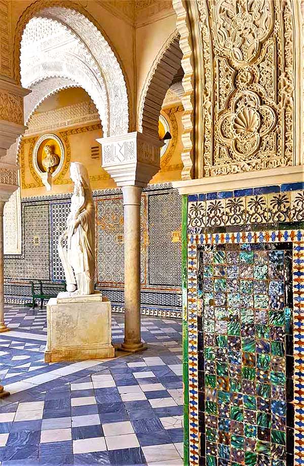 Moorish Tiles of Casa Pilato.