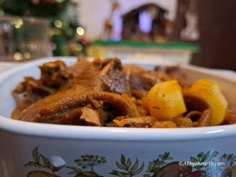 Curried Goose Making a Goose Moile/Moilee (Curry of Goose Meat)
